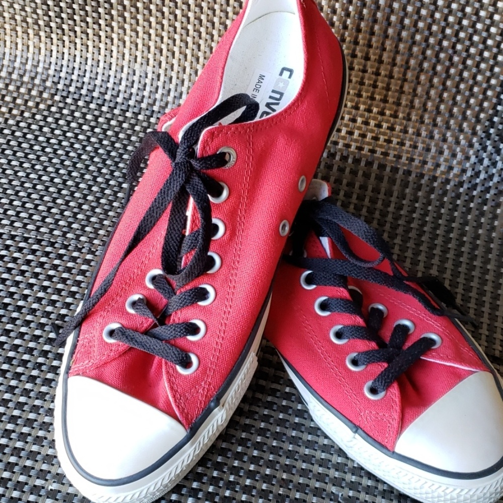 Converse All Star low tops